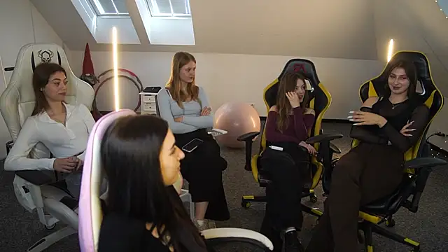  Lili 054 online show from October 2, 2025, 10:22 am