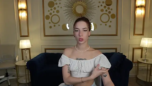  Lili 054 online show from November 7, 2025, 3:34 pm