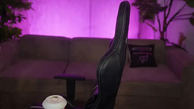 Ella 054 online show from April 22, 2026, 2:29 pm