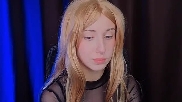 Snapshot of YukiMisa chatting on November 5, 2025, 4:29 pm YukiMisa online show from November 5, 2025, 4:29 pm