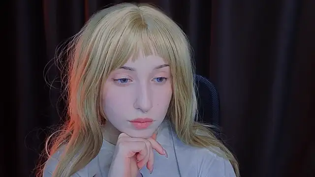 YukiMisa online show from November 25, 2025, 4:07 pm