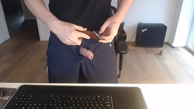 Snapshot of Louis3107 chatting on March 25, 2026, 9:37 am Louis3107 online show from March 25, 2026, 9:37 am