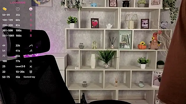 EchoBloom online show from November 1, 2025, 11:01 am