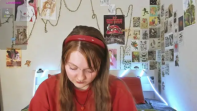 WonderConnie1 online show from May 26, 2026, 3:57 am