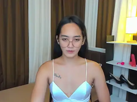 Snapshot of URHottestAngel chatting on September 9, 2025, 6:07 pm URHottestAngel online show from September 9, 2025, 6:07 pm