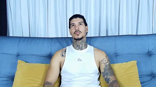 jiro kenji1 online show from September 8, 2025, 11:04 pm