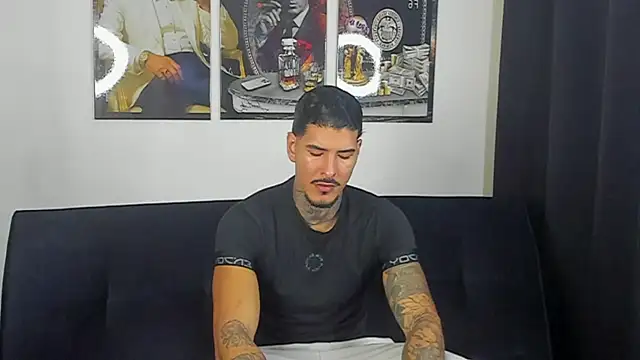 jiro kenji1 online show from September 18, 2025, 4:36 am