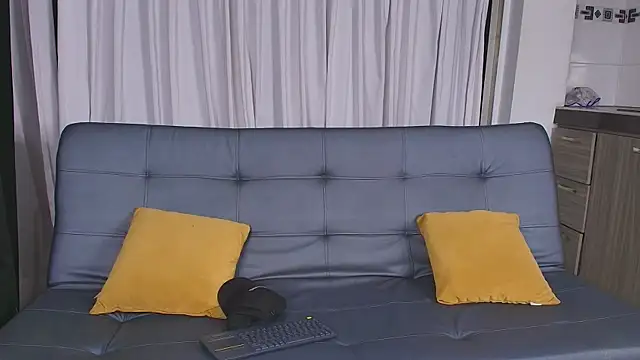 jiro kenji1 online show from September 24, 2025, 5:22 am