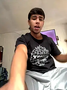 CHR58  online show from October 3, 2025, 7:55 pm