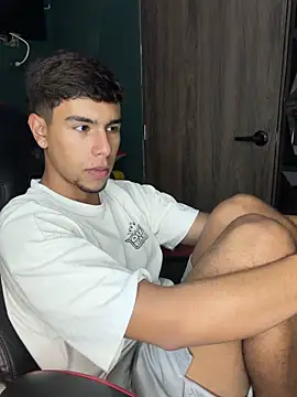 CHR58  online show from October 19, 2025, 5:19 am