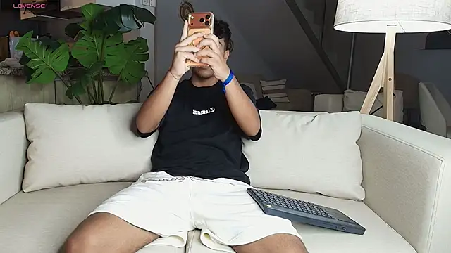 CHR58  online show from February 13, 2026, 11:45 pm