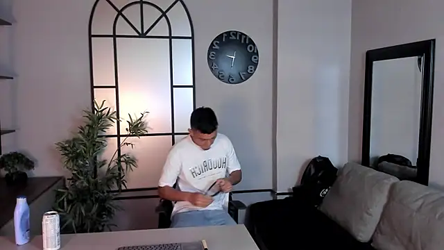 MrJustin  online show from October 10, 2025, 8:41 pm