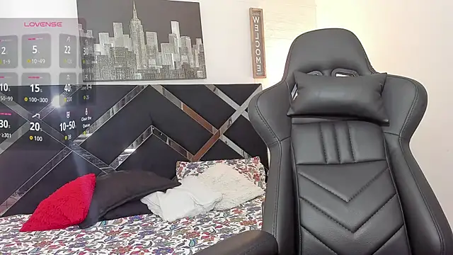 Snapshot of iamCharlotte19 chatting on October 2, 2025, 6:59 pm iamCharlotte19 online show from October 2, 2025, 6:59 pm