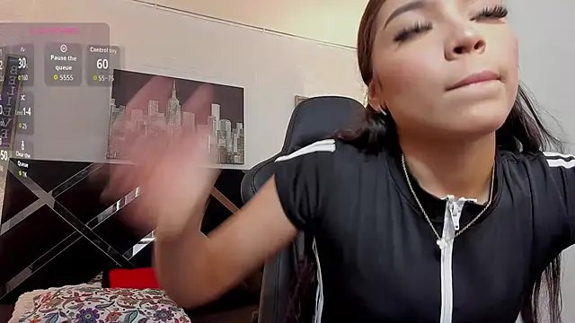 Snapshot of iamCharlotte19 chatting on October 4, 2025, 7:23 pm iamCharlotte19 online show from October 4, 2025, 7:23 pm