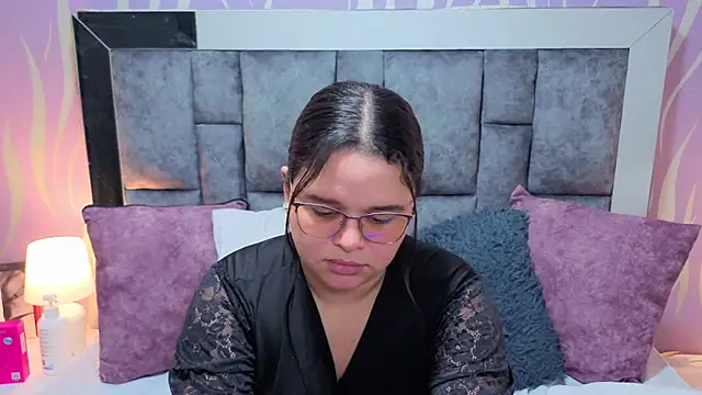 SamanthaPaImer online show from October 7, 2025, 6:05 pm