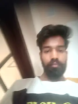 priyansh78584 online show from October 26, 2025, 7:58 am