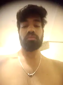 priyansh78584 online show from November 6, 2025, 10:10 pm