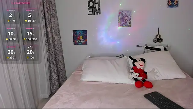 Natalia  Miller online show from November 10, 2025, 8:30 pm