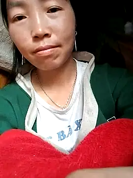 hera-00 online show from September 29, 2025, 2:27 am