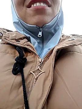 hera-00 online show from November 15, 2025, 1:25 am