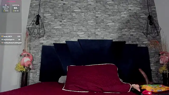 Emily Brown18 online show from November 20, 2025, 4:23 am