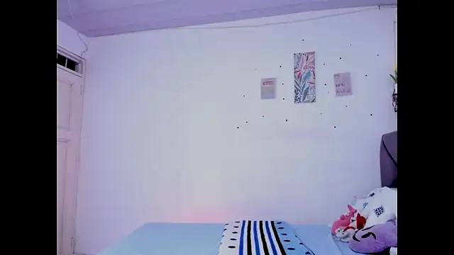 kazumikyoo7 online show from October 24, 2025, 1:07 pm