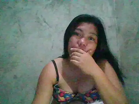 nikki zapphire online show from September 17, 2025, 11:39 pm