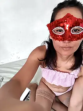 Luu-Lii777 online show from March 5, 2026, 5:36 am