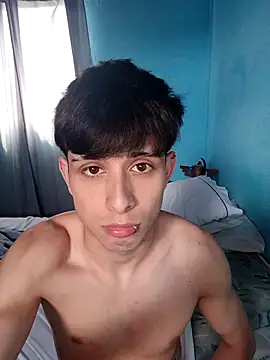 matiatr1112 online show from November 4, 2025, 5:01 pm