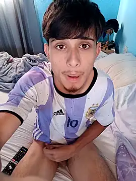 matiatr1112 online show from April 26, 2026, 6:27 pm