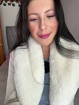 Mia salinass online show from February 21, 2026, 8:10 pm