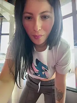 Mia salinass online show from May 15, 2026, 5:53 pm