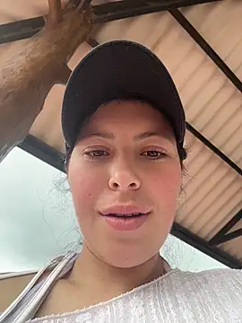 Mia salinass online show from July 5, 2026, 7:43 pm
