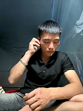 Chao xxx online show from October 8, 2025, 1:31 pm