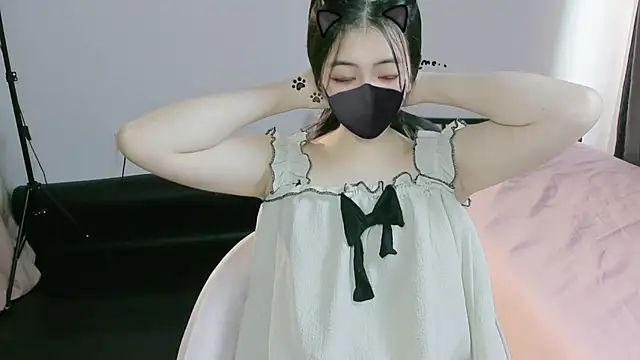 Sparkly Candy online show from September 25, 2025, 12:36 am