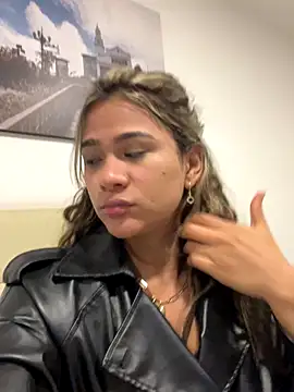 ParkKimsumi online show from October 1, 2025, 5:02 am