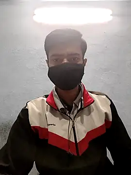 GirlsCrush  online show from January 14, 2026, 1:39 pm