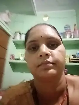 Snapshot of Hot_mamta55 chatting on August 2, 2026, 5:17 am Hot mamta55 online show from August 2, 2026, 5:17 am