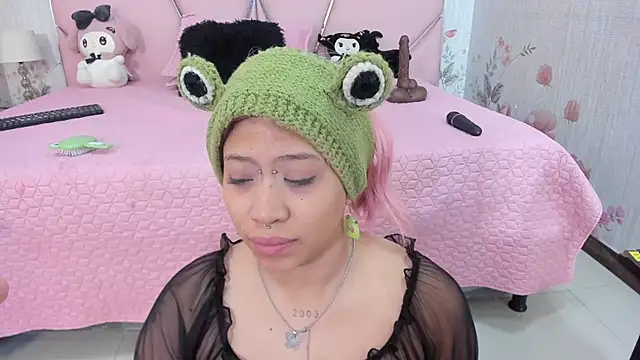 SafiroAgataaa online show from March 14, 2026, 2:50 am