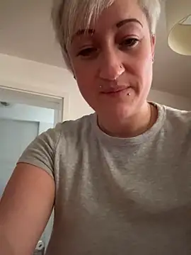 Snapshot of Rozendefotz chatting on November 13, 2025, 7:07 am Rozendefotz online show from November 13, 2025, 7:07 am