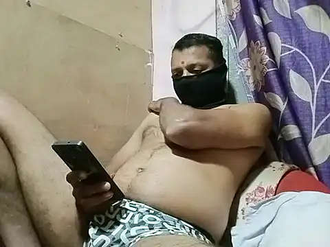 Snapshot of StreetLover_77 chatting on September 22, 2025, 3:36 pm StreetLover 77 online show from September 22, 2025, 3:36 pm