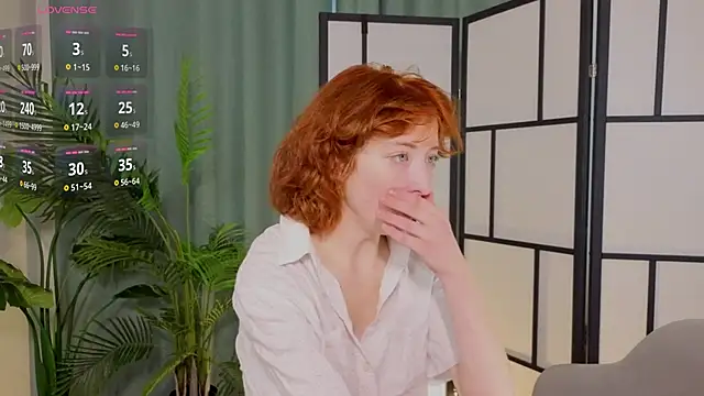 JuanaFriesz online show from September 20, 2025, 7:09 am