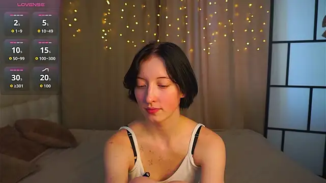 Snapshot of JuanaFriesz chatting on February 5, 2026, 9:14 am JuanaFriesz online show from February 5, 2026, 9:14 am