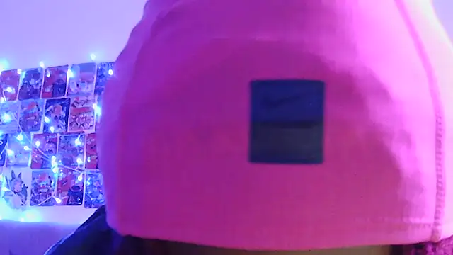 risktakinndolo online show from November 15, 2025, 4:36 pm