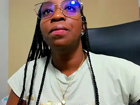 Snapshot of AndreaRossii1 chatting on September 20, 2025, 12:17 pm AndreaRossii1 online show from September 20, 2025, 12:17 pm