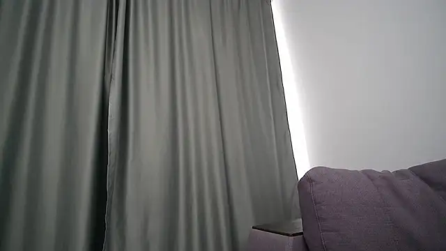 JessiLu online show from February 15, 2026, 4:09 am