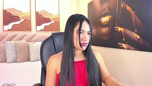 kendalFox  online show from October 7, 2025, 1:19 pm