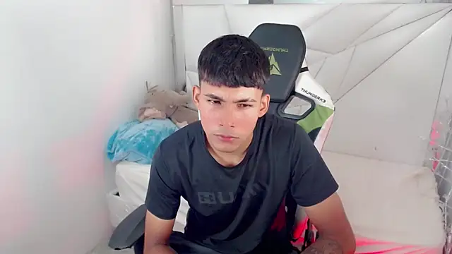 Austin col  online show from October 1, 2025, 1:50 pm