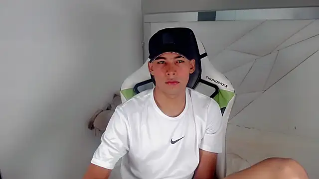 Austin col  online show from October 10, 2025, 1:32 pm