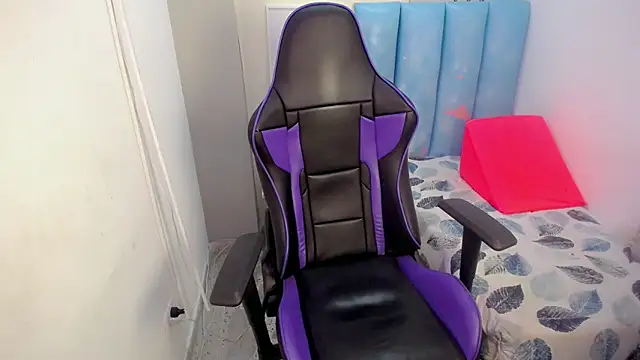 Austin col  online show from October 30, 2025, 12:28 pm